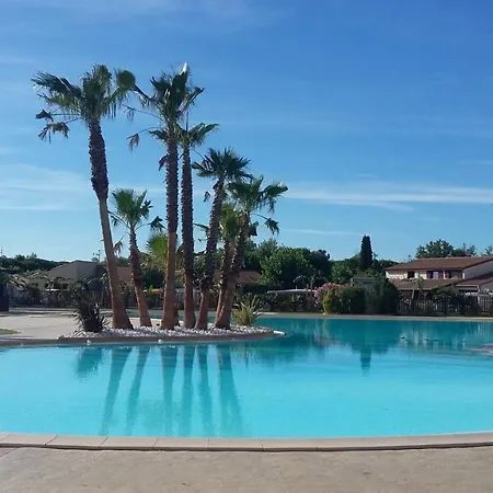 Belle De Climatisee, Tamaris, Wifi, 2 4 A 6 Couchages, Acces Payant Pour Les Piscines Et Animations , Lrtama57 Portiragnes