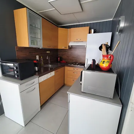 Belle De Climatisee, Tamaris, Wifi, 2 4 A 6 Couchages, Acces Payant Pour Les Piscines Et Animations , Lrtama57 Villa