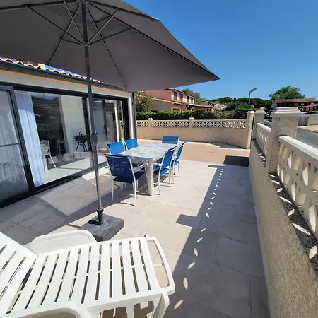 Villa Belle De Climatisee, Tamaris, Wifi, 2 4 A 6 Couchages, Acces Payant Pour Les Piscines Et Animations , Lrtama57 *