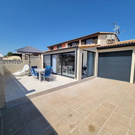 Belle De Climatisee, Tamaris, Wifi, 2 4 A 6 Couchages, Acces Payant Pour Les Piscines Et Animations , Lrtama57 Portiragnes