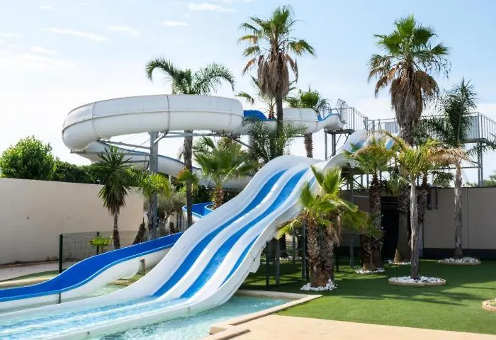 Belle De Climatisee, Tamaris, Wifi, 2 4 A 6 Couchages, Acces Payant Pour Les Piscines Et Animations , Lrtama57 * Portiragnes